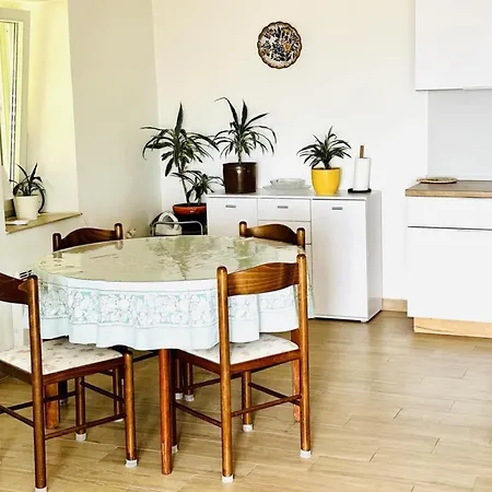 Modern Luxury 2-bedroom With Balcony & Patio Apartmán