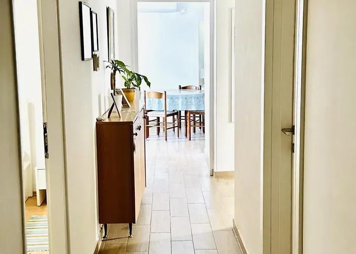 Modern Luxury 2-bedroom With Balcony & Patio * Fiume