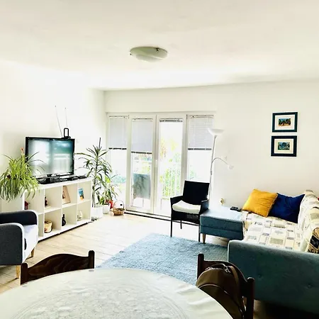 Modern Luxury 2-bedroom Apt With Balcony & Patio 아파트 리예카